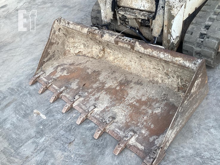 2020-bobcat-t595-image-9