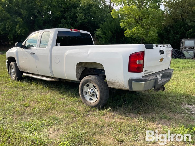 2012-chevrolet-silverado-2500-image-7