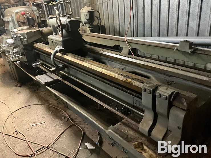 monarch-turning-lathe-image-13