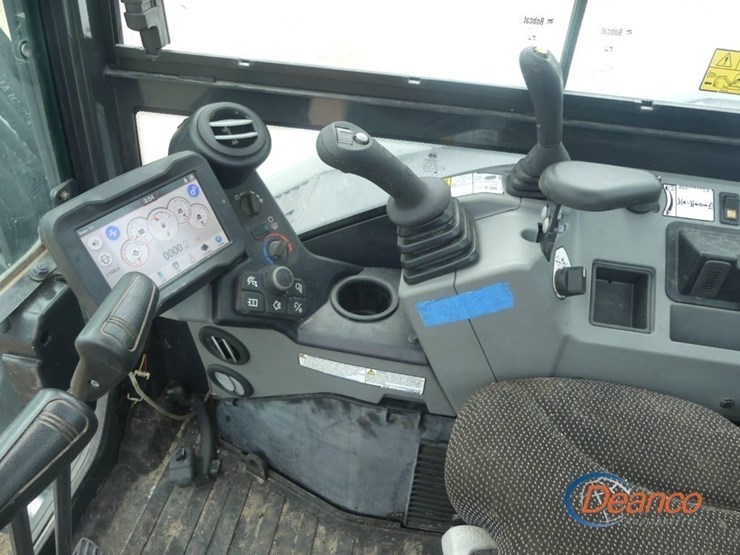 2023-bobcat-e88-image-10