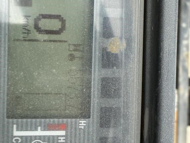 2014-caterpillar-2c500-forklift-image-10