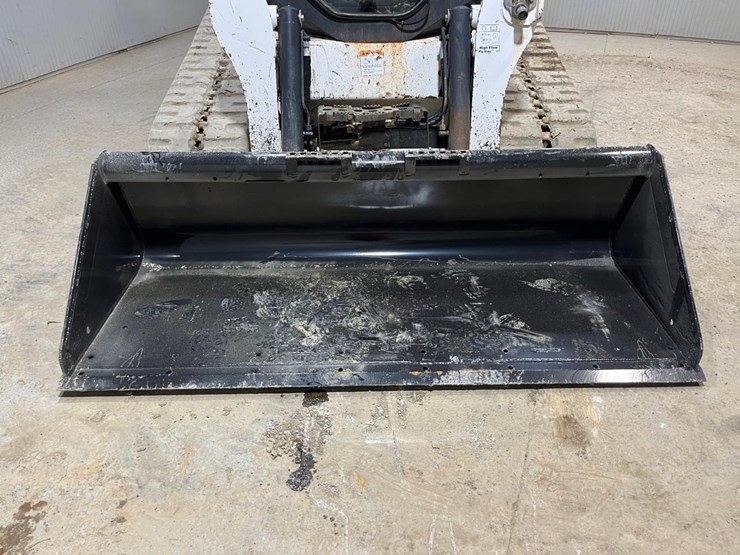 2022-bobcat-t770-image-9
