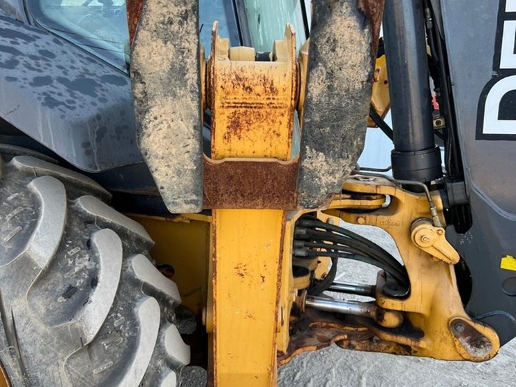 deere-310sj-image-16