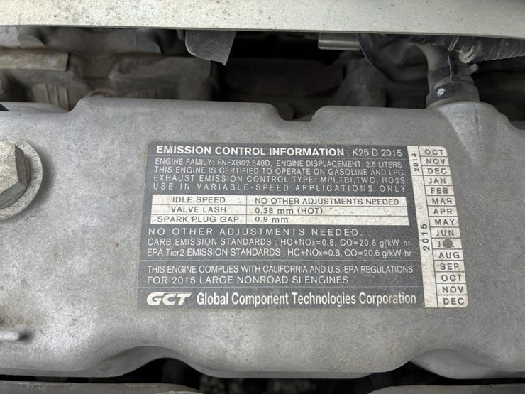 2015-komatsu-fg25ht-16-image-8