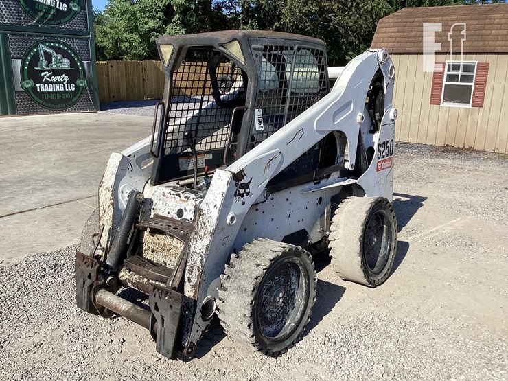 2008-bobcat-s250-image-8