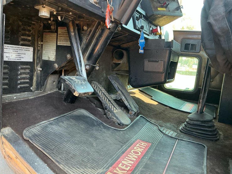 1997-kenworth-t800-image-38