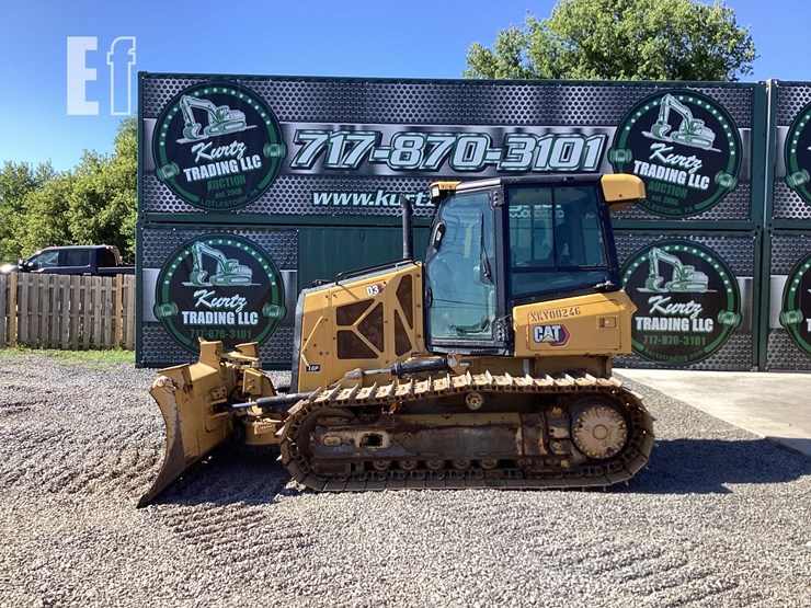 2020-caterpillar-d3-lgp-image-1