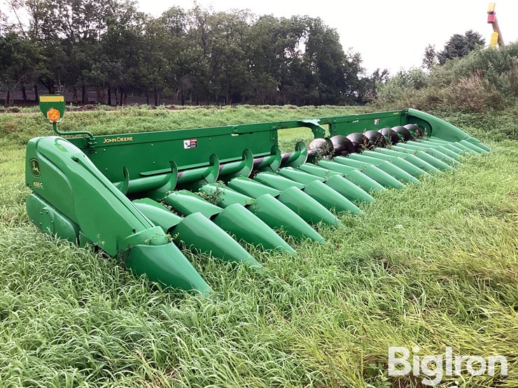 john-deere-618c-image-3