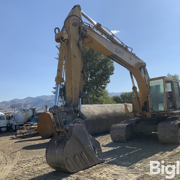 CATERPILLAR 235C