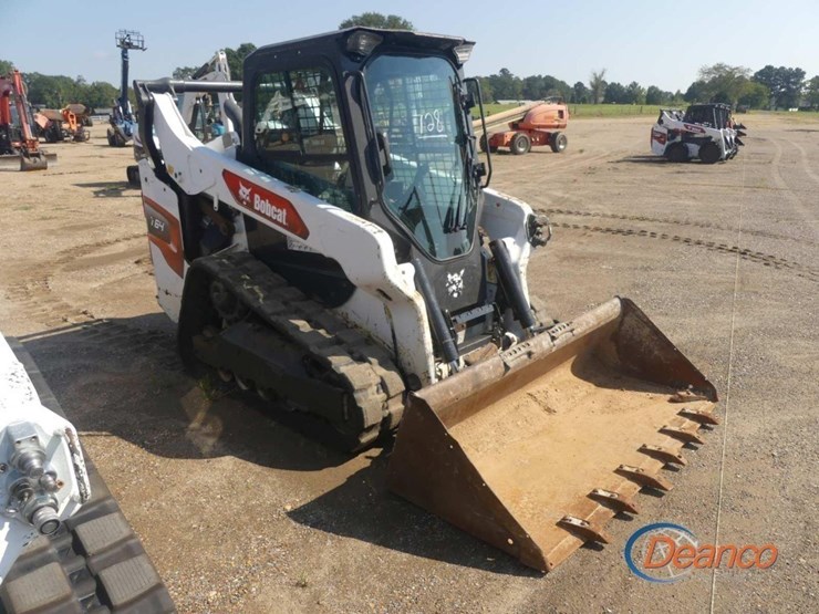 2022-bobcat-t64-image-1