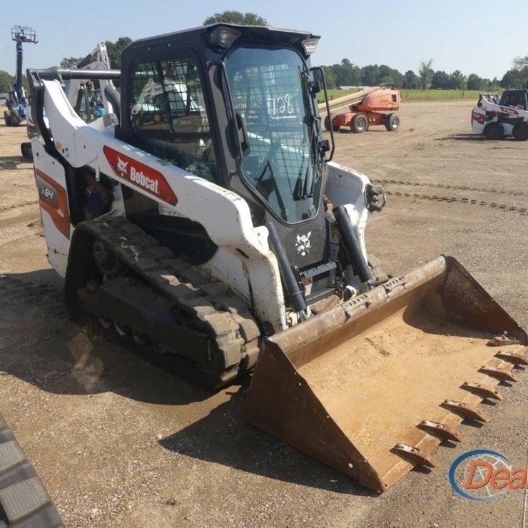 2022 BOBCAT T64