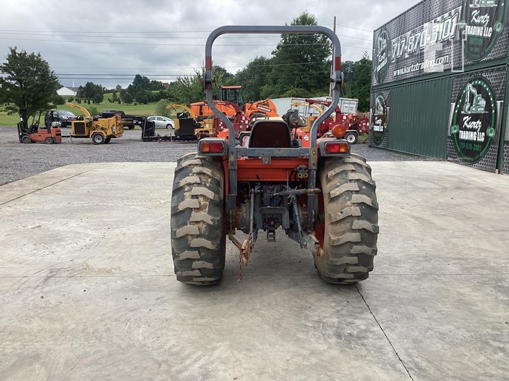 2006-kubota-l4330-image-3