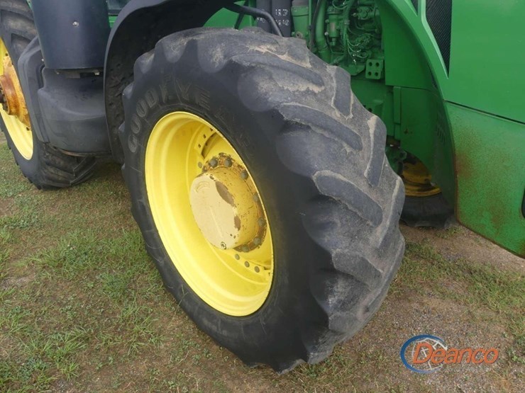2013-john-deere-8260r-image-11