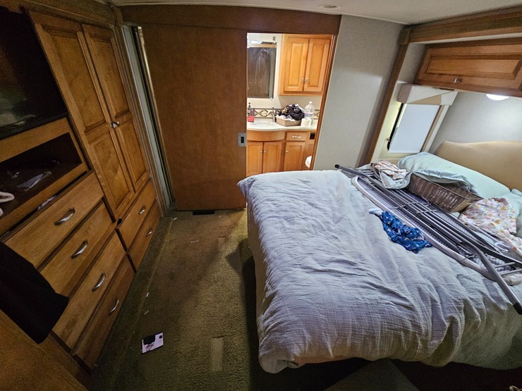 #21543-•-2014-ford-f53-motorhome-image-70