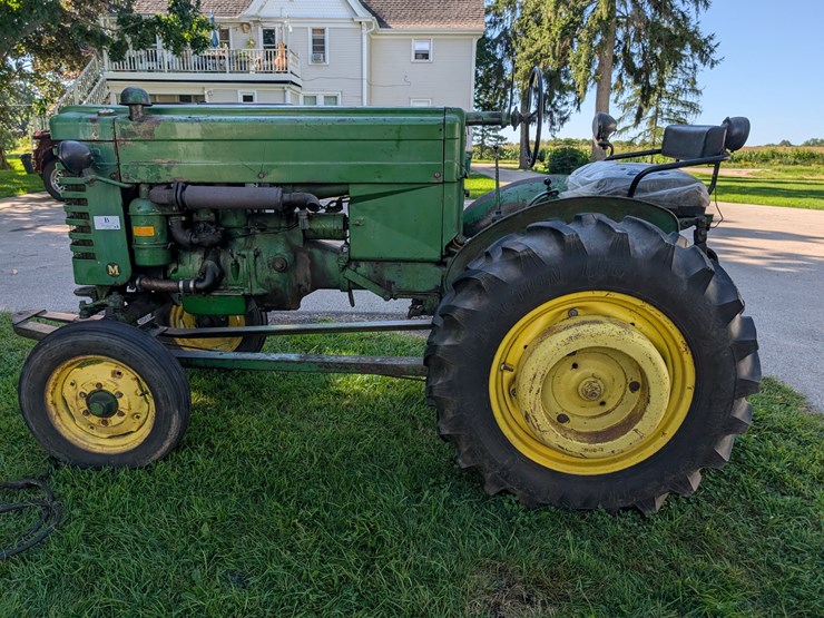 john-deere-m-image-1