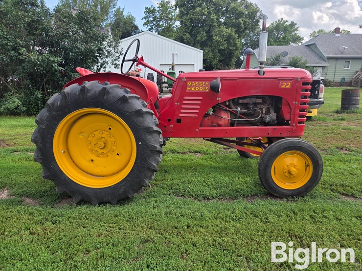 1949-massey-harris-22-image-4