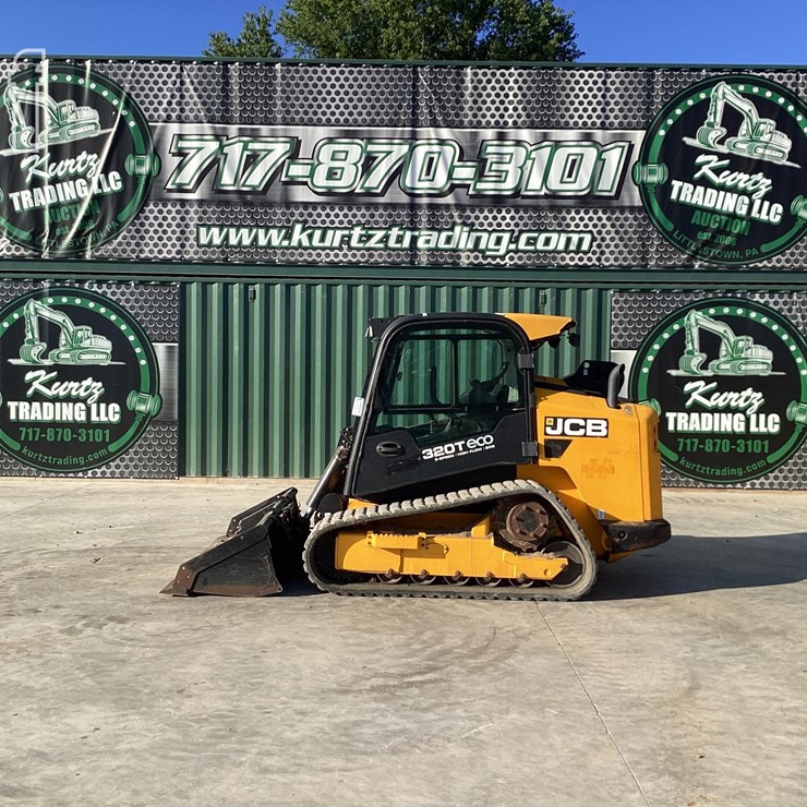 2017 JCB 320T