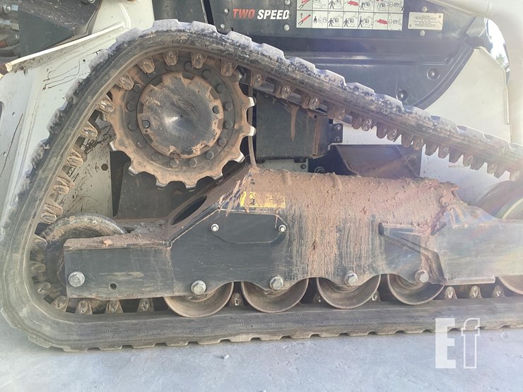 2023-bobcat-t64-image-11