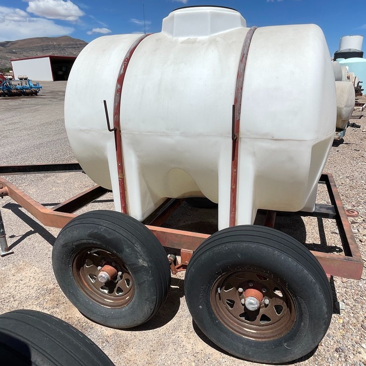 #9128 • 500-Gallon Fertilizer Tank