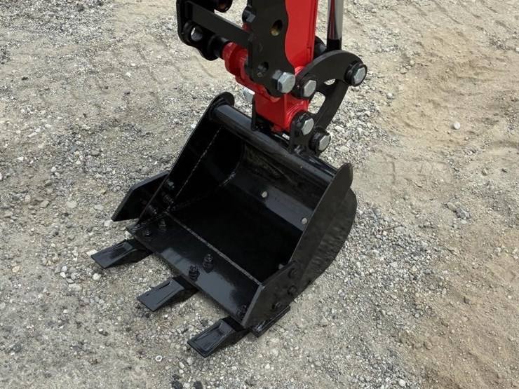2025-vicsec-vc13-hydraulic-excavator-image-7
