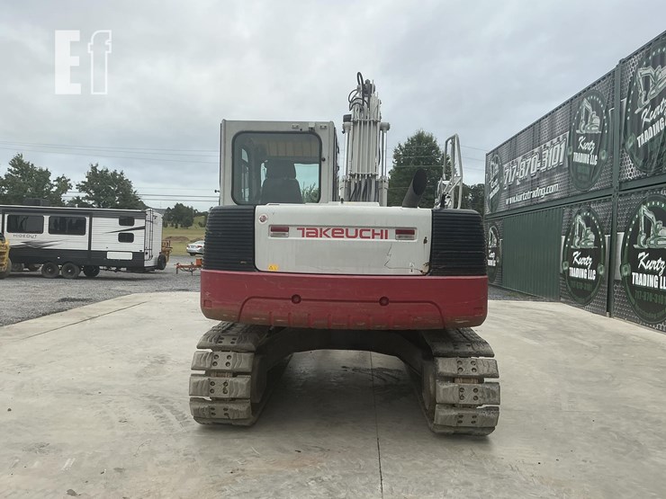 2016-takeuchi-tb1140-image-3