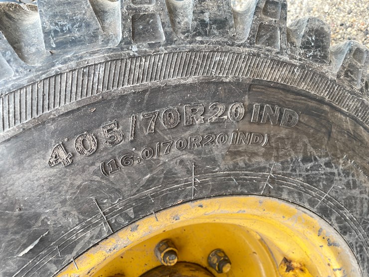 deere-304j-image-13