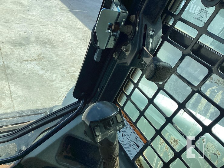 2012-bobcat-s630-image-16