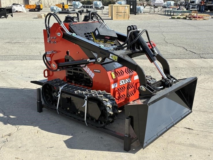 2025-sdlool-sl380r-skid-steer-loader-image-2