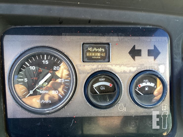 2006-kubota-rtv900-image-14