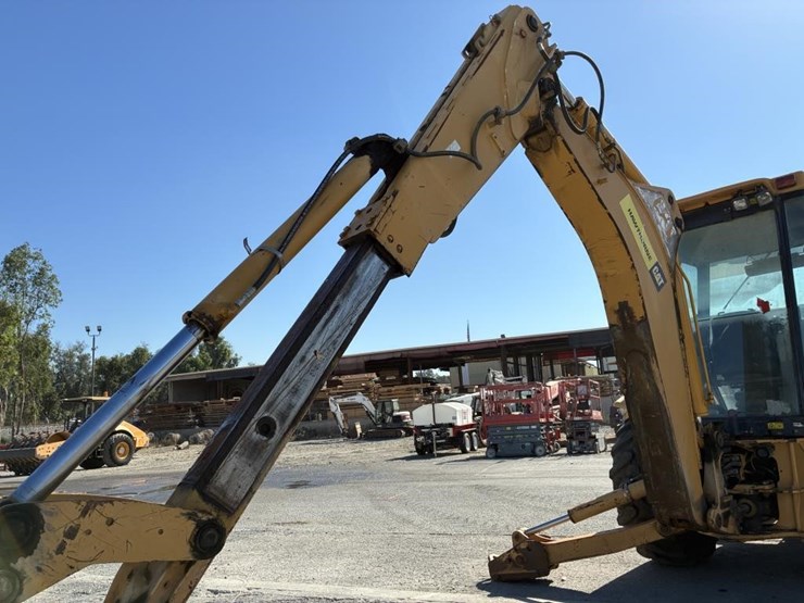 2005-caterpiller-420d-loader-backhoe-image-11