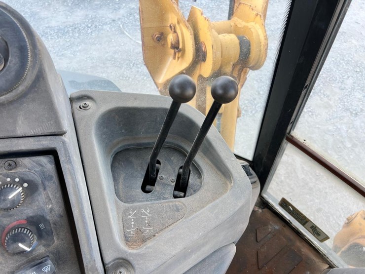 deere-310sj-image-30