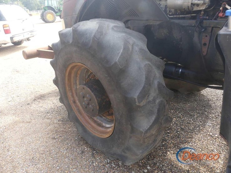 case-ih-magnum-235-image-6
