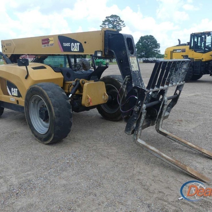 2015 CATERPILLAR TL642C