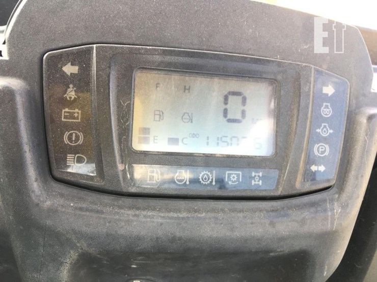 2018-kubota-rtvx1140-image-5