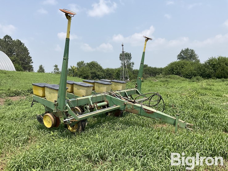 john-deere-7000-image-3