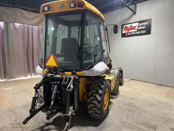 jcb-2cx-image-6