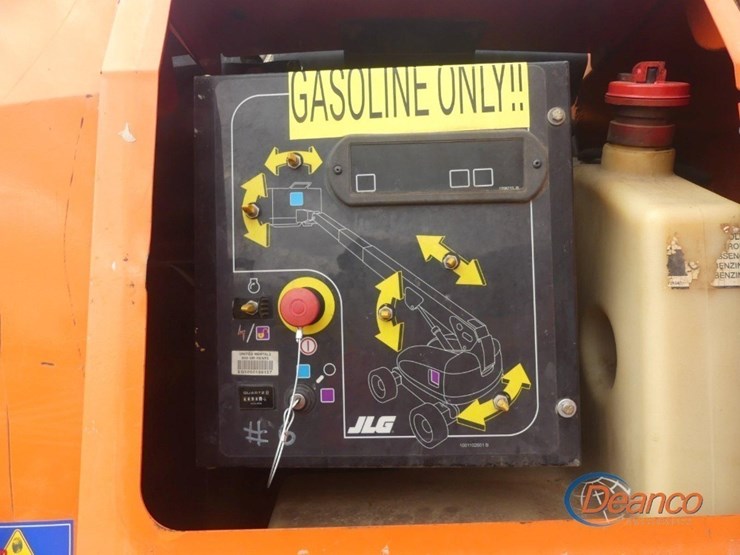 2014-jlg-600s-image-11