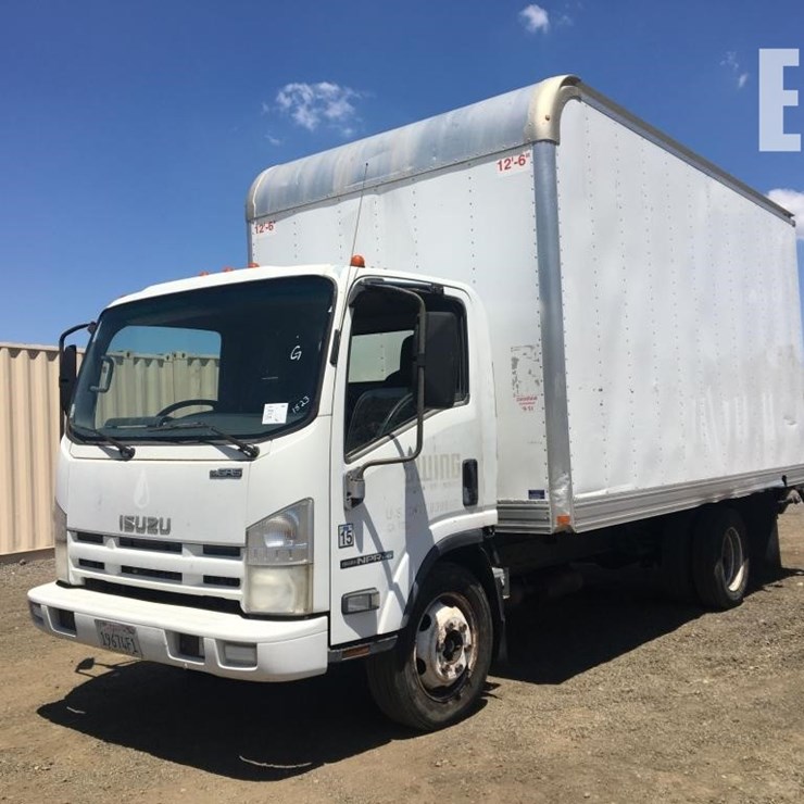 2009 ISUZU NPR