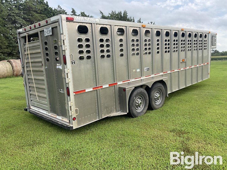 2003-wilson-livestock-trailer-image-5