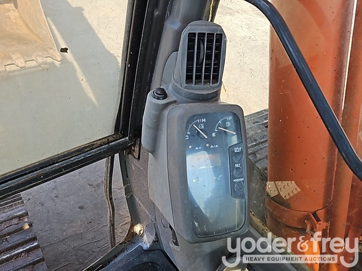2006-hitachi-zx160-lc-image-42