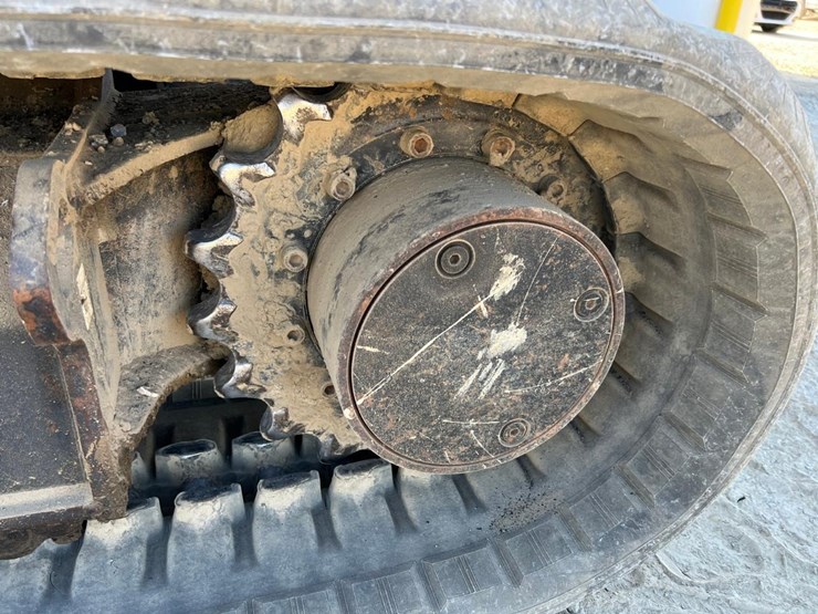2015-kubota-kx080-4-image-19