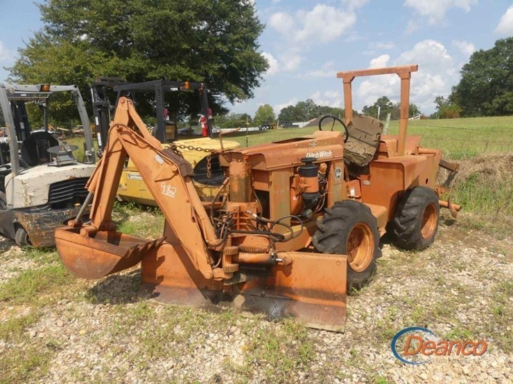 ditch-witch-r60-image-8