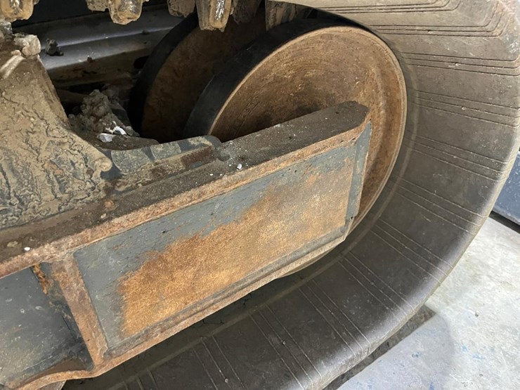 2023-bobcat-t770-image-20