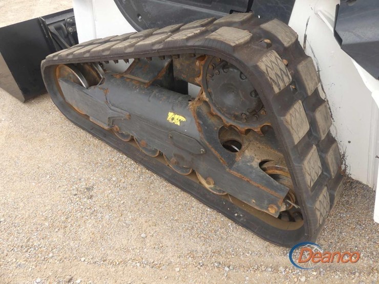 2023-bobcat-t64-image-4