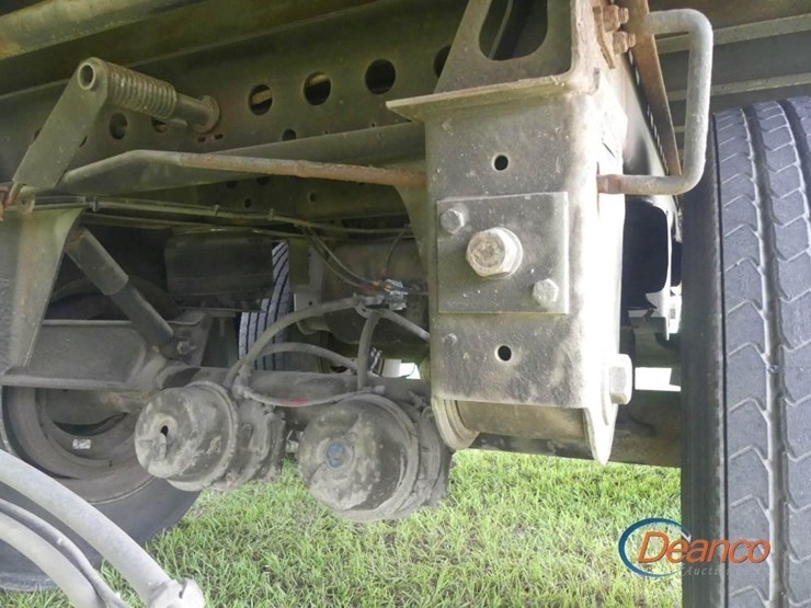 2007-strick-trailer-image-7