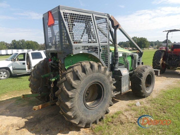 2015-john-deere-5100m-image-2