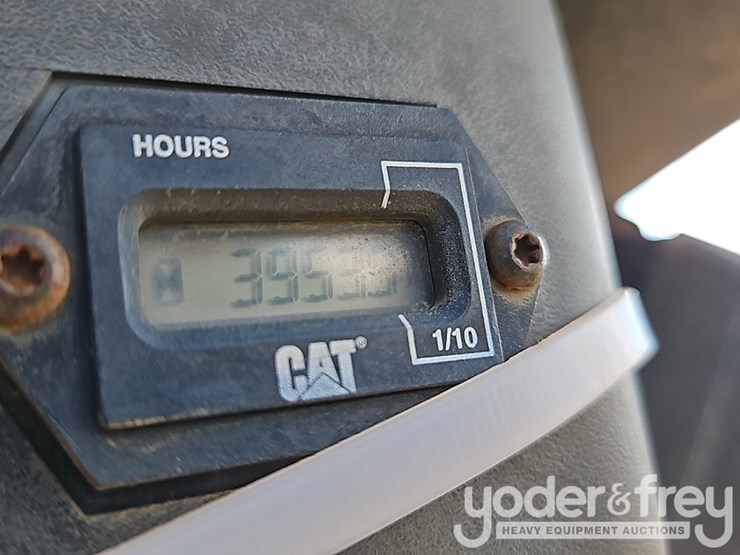 caterpillar-257-image-30