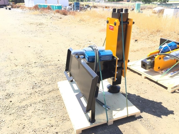 unused-2025-toft-750-post-driver-attachment,-image-1