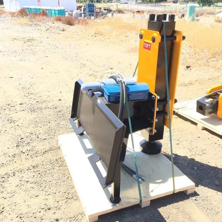 Unused 2025 TOFT 750 Post Driver Attachment,