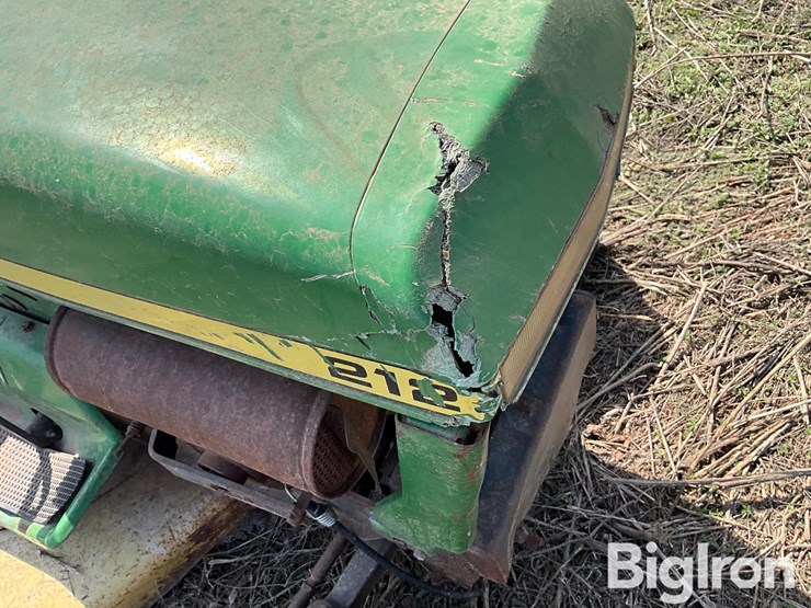 john-deere-212-image-10